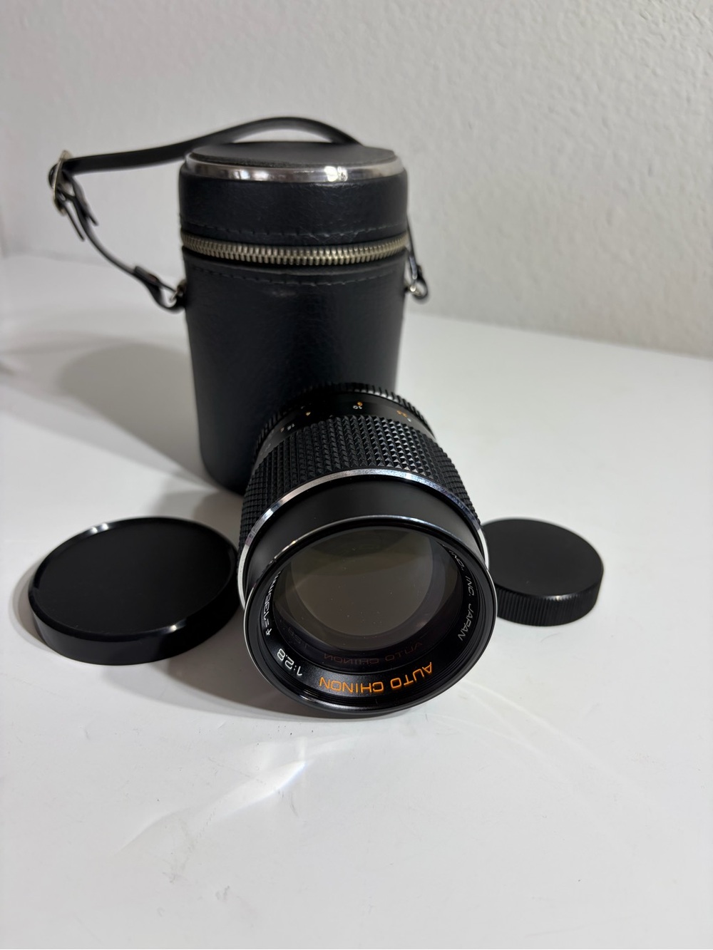 M42 Screw Mount Auto Chinon 135mm f/2.8 Standard Lens with Case